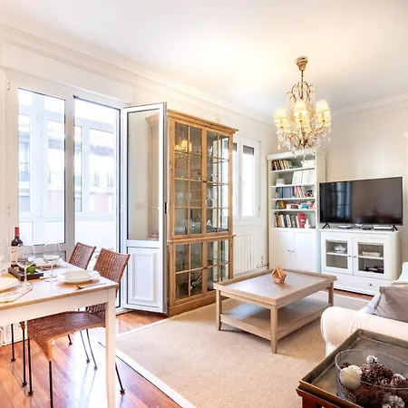Apartment Bilbao Costa By Aston