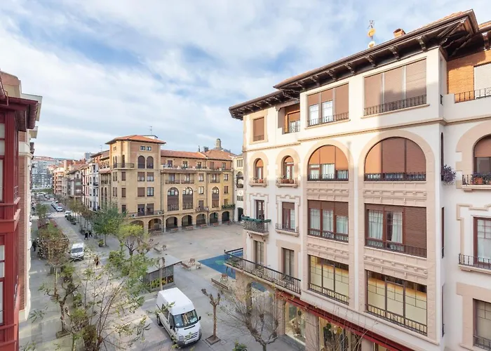 Apartment Bilbao Costa By Aston
