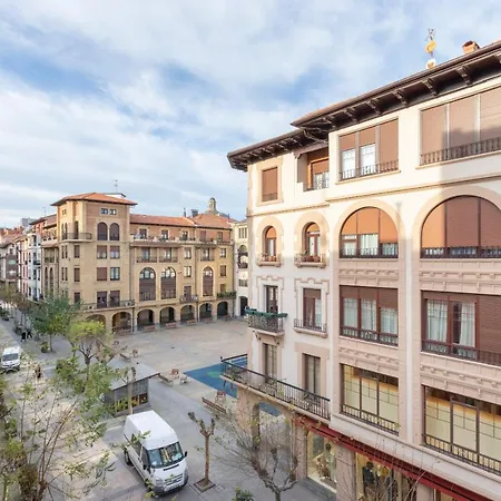 Apartment Bilbao Costa By Aston